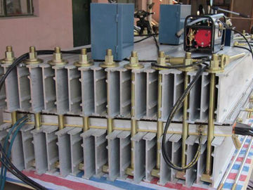 China Máquina de vulcanización automática llena para la banda transportadora fácil actuar fábrica